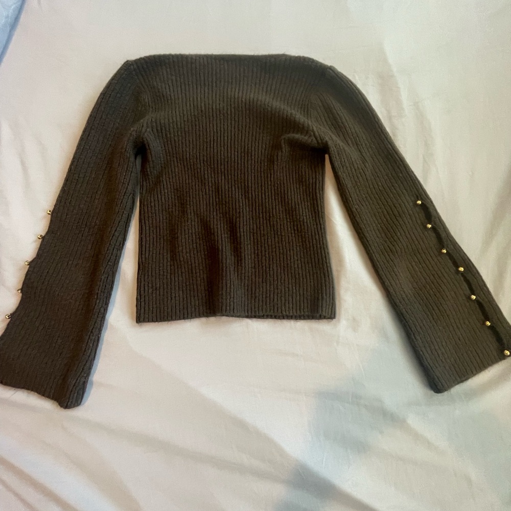 Small brown sweater